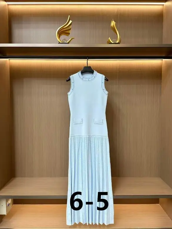 Chanel S-XL  (536)